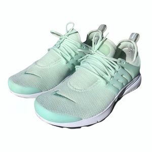 Women’s Nike Air Presto “Barely Green”